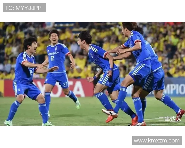 香港足球明星在国际赛场上对决日本球队的精彩瞬间与背后故事