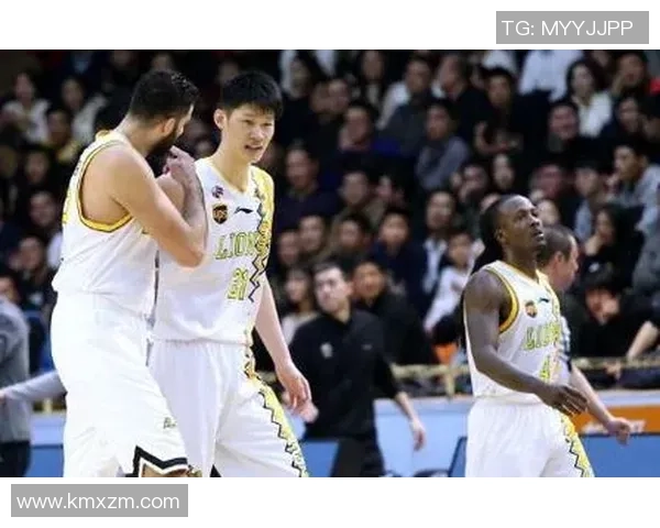 重庆排球队以80分领跑邀请赛积分榜展现强劲实力和团队合作精神